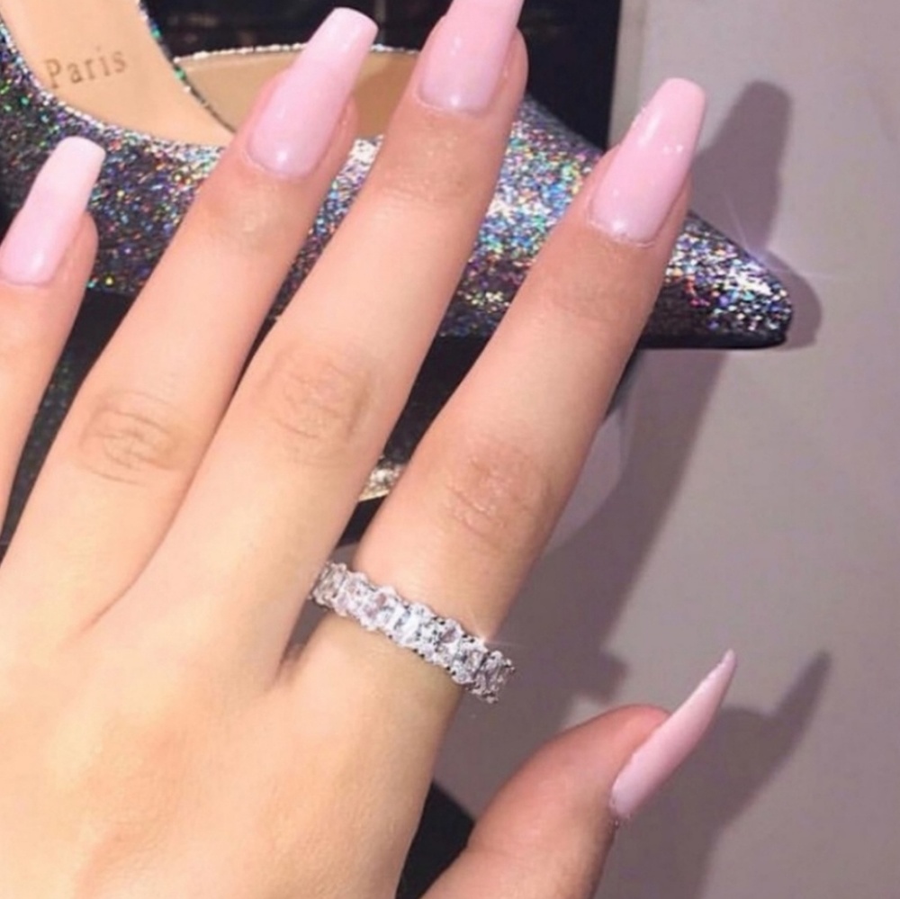 18k Oval Swarovski rose gold eternity band - Picture 4 of 10